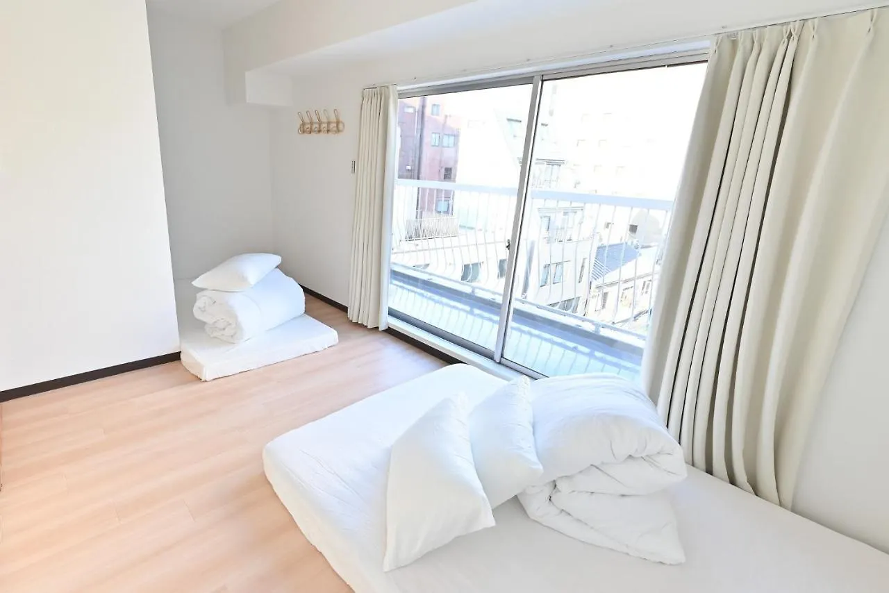 Villa Ueno Inari House: Traditional Tokyo Lodging